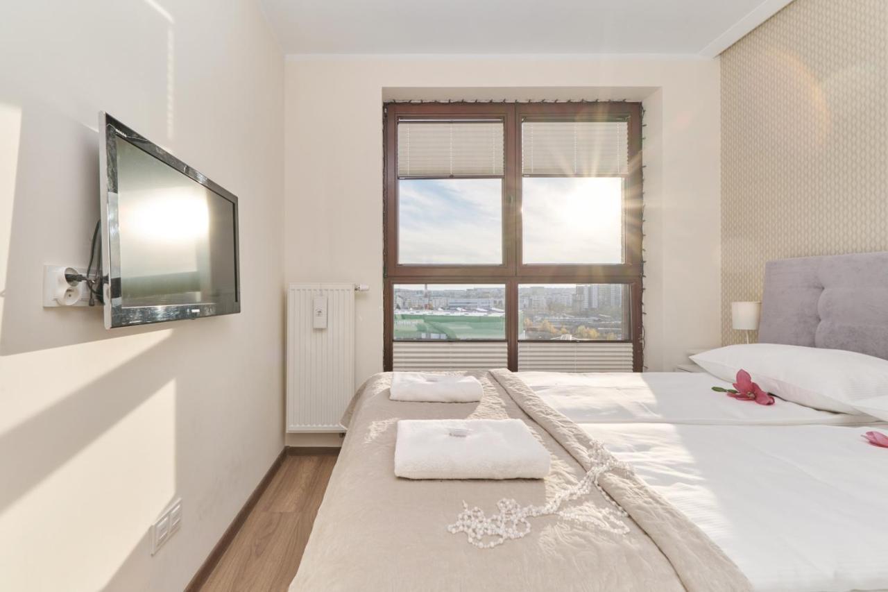Apartment Wroclaw Krakowska With Balcony And Free Garage By Noclegi Renters ภายนอก รูปภาพ