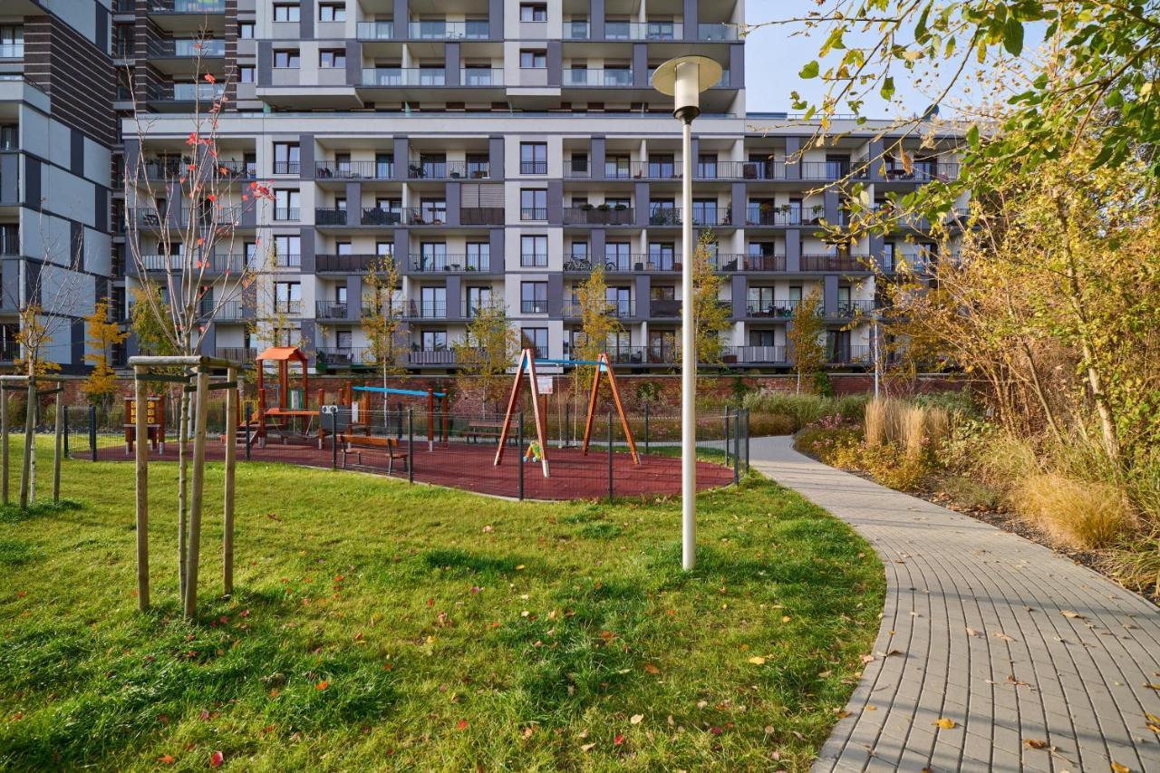 Apartment Wroclaw Krakowska With Balcony And Free Garage By Noclegi Renters ภายนอก รูปภาพ